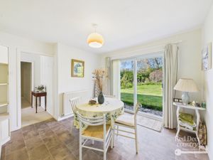 Breakfast Room- click for photo gallery